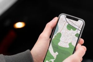 como localizar mi coche con el móvil